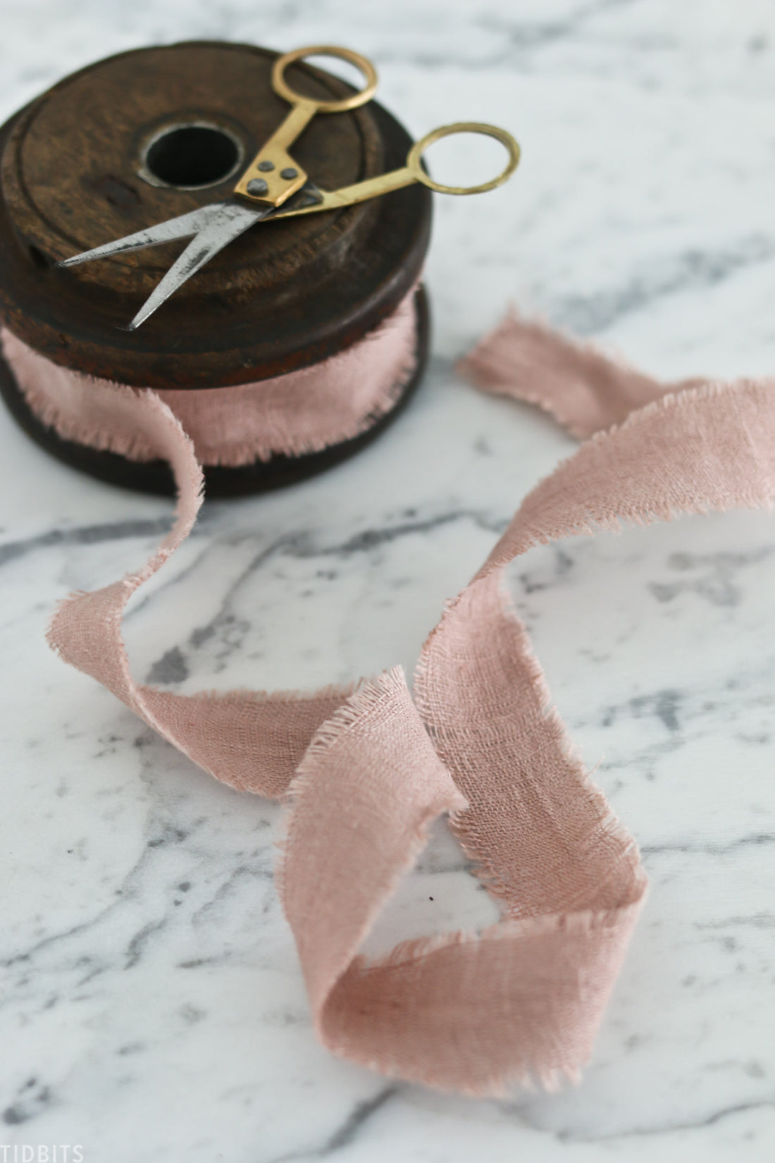 Linen Ribbon, Frayed ribbon, 4”, 2”, 1”, 5 yards – Brooklyn Ribbons